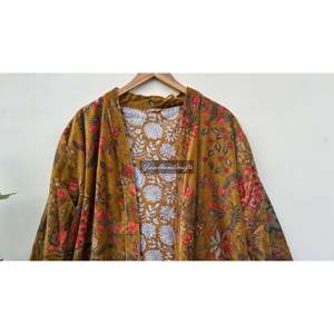 Robe longue réversible en velours faite à la main, veste d'hiver, teinte et traitée - Product Image 3