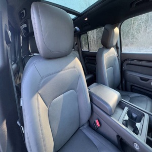 Land Rover Defender 2023 con Soporte OEM Personalizable - Product Image 3