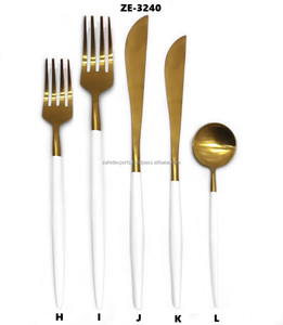 Luxury Eco-Friendly Gold <strong>Cutlery</strong> by Zahid Exports Etched Silver Spoons Dessert Fork Made of Durable Stainless mirrored Steel