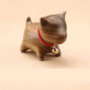 Nouvelle figurine de chat porte-bonheur en bois de santal vert pour la décoration et les accessoires de bureau - Product Image 6