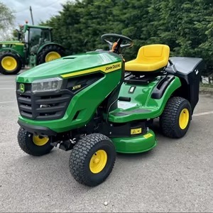 เครื่องตัดหญ้าแบบนั่งขับ John Deere X950R ระดับอุตสาหกรรม เครื่องยนต์ 2 จังหวะ พร้อมถังเก็บหญ้าขนาด 200 ลิตร - Product Image 4