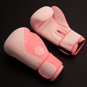 ถุงมือชกมวย MMA ป้องกันมือซ้ายขวา แฟชั่นทันสมัยสำหรับกิจกรรมกลางแจ้ง สายรัดแบบปรับได้ หนังแท้ - Product Image 5