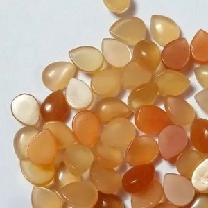 Cabochons Semi Précieux de Poire en Pierre de Lune de Pêche Naturelle de 4mm 5mm pour la Fabrication de Bijoux Pendentif de Boucle d'Oreille Alibaba Dernier Design - Product Image 1