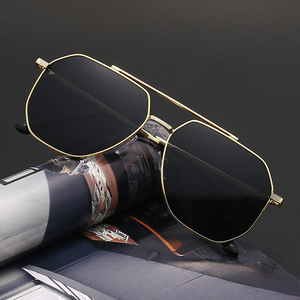 Gafas <span class=keywords><strong>de</strong></span> Sol Polarizadas UV400 con Doble Puente, Diseño <span class=keywords><strong>de</strong></span> Marca <span class=keywords><strong>de</strong></span> Lujo, Modernas, Ligeras y Personalizadas, Novedad 2026 - Product Image 1