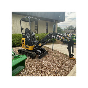 Excavadora compacta sobre orugas John Deere 17G, potente miniequipo para paisajismo, nivelación, zanjas, excavación, proyectos de demolición - Product Image 3