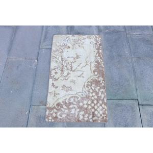 1.6x2.9 ft Turkish Vintage Rug, Small Rug, <b>Brown</b> White Solid <b>Wool</b> Rug - Product Image 1