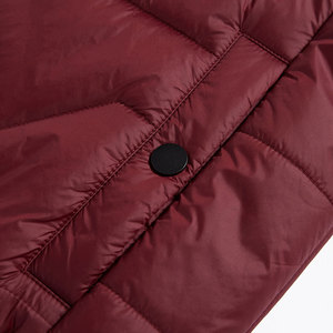 Chaqueta Bomber de estilo béisbol de otoño e invierno para hombres y mujeres, uniforme de algodón fino de Color sólido rojo con letras reflectantes, producto OEM - Product Image 3