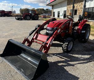 Tracteur d'occasion Case IH Farmall 35C 35HP 2024 disponible pour les acheteurs internationaux - Product Image 1