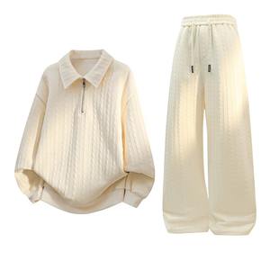 Conjunto Deportivo Informal para Hombre, Ropa Deportiva de Invierno para Actividades al Aire Libre, Dos Piezas, Tela Cómoda, Cuello en V, Cintura Elástica, Sudadera con Capucha Transpirable y Pantalones Deportivos - Product Image 3