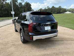 Asientos de Cuero con Cámara Trasera para Telluride LX FWD 2024, Volante a la Izquierda - Product Image 5