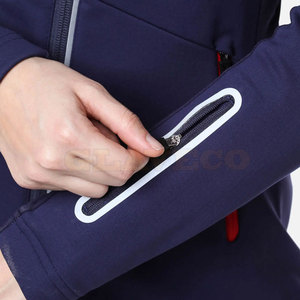 Chaqueta Softshell Personalizada con su Propio Diseño, Fabricada en Pakistán, Chaqueta Softshell para Mujer - Product Image 6