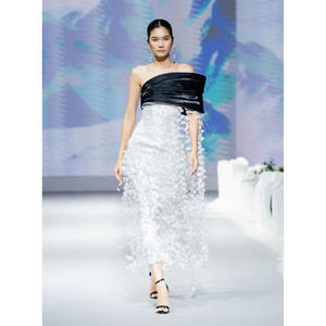 Enzo Leo Fabricant de vêtements Robes pour femmes Tendance Confortable Respirant OEM ODM Durable Luxe Prêt pour l'approvisionnement - Product Image 4