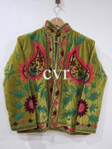 Manteau de luxe pour femme, manteau en velours fait main, Suzani, vêtements d'extérieur écologiques, broderie à la main, hiver, bohème, pour les occasions spéciales - Product Image 2