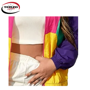 Different Color Latest Design Women Zipper Windbreakers Low MOQ Top Quality Windbreakers for Adults - Product Image 5