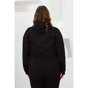 Ensemble de survêtement à capuche noir grande taille RMG avec applique florale, vêtements de sport confortables en mélange de rayonne pour l'automne et l'hiver - Product Image 6