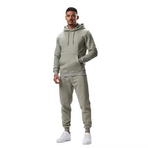 Trajes de jogging transpirables de poliéster 100% personalizados para hombre al por mayor OEM conjuntos de Otoño/Invierno de alta calidad hechos en Pakistán - Product Image 4