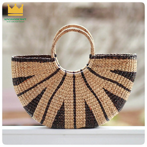 Pour les femmes nouvelle tendance produits chauds jonc de mer jacinthe d'eau sacs à main sacs faits à la main sac de paille réutilisable sac à provisions - Product Image 1