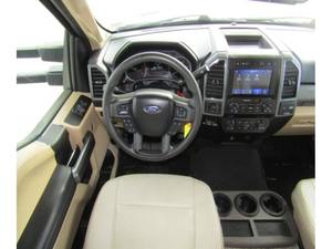 Remolque de Campamento Todoterreno de Lujo en Venta para Viajes y Aventuras de Campamento en Casa con Uso de Agua y Aire para Vehículos o Automóviles - Product Image 6