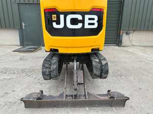 Miniexcavadora JCB de 1,8 toneladas, miniexcavadora usada, excavadora sobre orugas con accesorio de cubo, peso operativo, núcleo de bomba de motor - Product Image 5