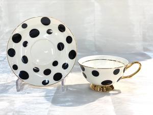 Tasse à café en céramique à pois noirs et blancs de style Hepburn avec soucoupe assortie, 220 ml, durable et portable - Product Image 5