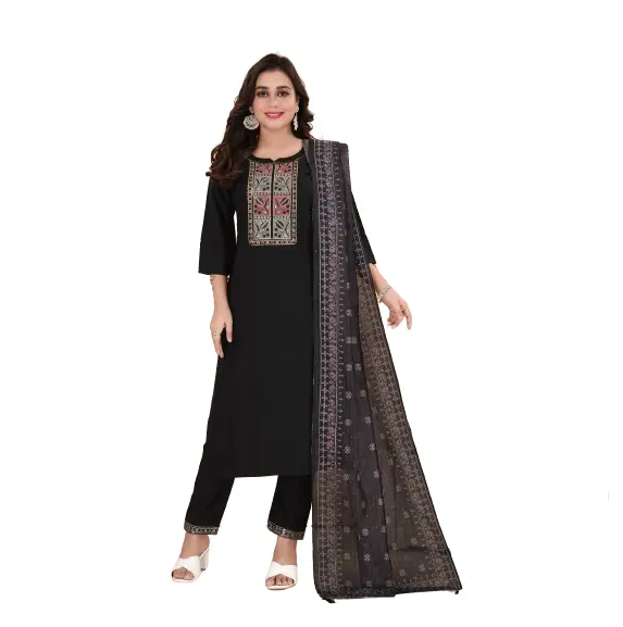 Designer Kurti Suit Nouvelle robe de mariage de fête à usage traditionnel indien et pakistanais la plus vendue à la mode de l'exportateur indien