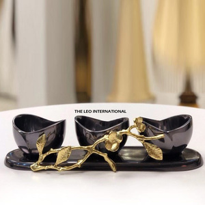 Bol décoratif à 3 feuilles en aluminium plaqué or Plateau à feuilles en forme de tendance Bol japonais - Product Image 6