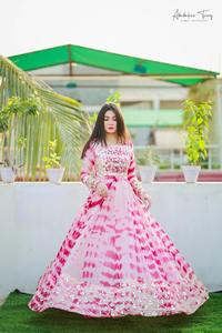 Robe longue évasée traditionnelle Anarkali Lehenga Choli pour femmes, style ethnique pakistanais et indien, idéale pour les mariages et les fêtes, en acrylique - Product Image 6