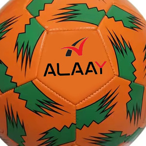 Balones de Fútbol de Alta Calidad y Durabilidad Alaay - Color y Logotipo Personalizados, Envío Directo de Fábrica para Uso en Partidos - Product Image 3