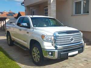 TUNDRA 2022 d'occasion, noir, traction intégrale, sièges en cuir, régulateur de vitesse adaptatif, automatique, 5 places, phares halogènes, pick-up, 4.5L, 400 ch, toit ouvrant panoramique, 360° - Product Image 2