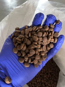 อาหารสัตว์เลี้ยงแบบวีแกนสูตรโปรตีนสูงและอุดมด้วยสารอาหารสำหรับทุกสายพันธุ์ - Product Image 5