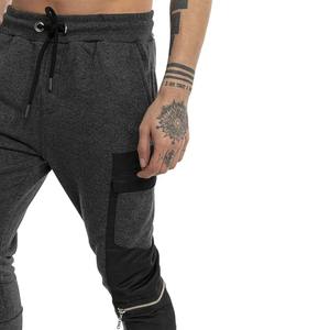 Pantalon de survêtement Cargo gris chiné pour hommes Patch noir Nouveau design Streetwear décontracté Joggers de sport à la mode Logo brodé personnalisable - Product Image 3