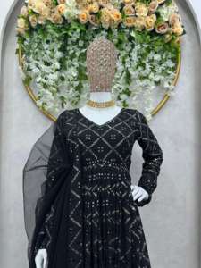 Hermoso Top-Pent Y Dupatta Con Bordado Trabajo - Product Image 5