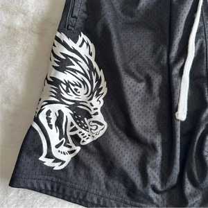 Dernier modèle de short de jogging respirant de style urbain pour hommes 5 pouces Gym Basketball Short en maille pour hommes Short imprimé léger - Product Image 6