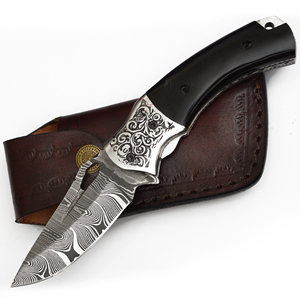 Venta al por mayor personalizado OEM ODM cubertería fábrica Damasco acero punto de caída plegable bolsillo Camping supervivencia cuchillo cuerno mango 1 año - Product Image 1