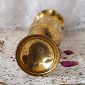 Florero de metal de diseño martillado a mano de calidad superior para decoración tradicional y étnica del Hogar disponible a un precio razonable - Product Image 6