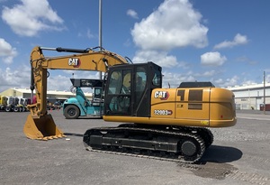 Excavadora de cadenas CAT 320D3GC 2025, nueva, con motor Cummins de alto rendimiento y ahorro de energía, lista para su despliegue. - Product Image 2
