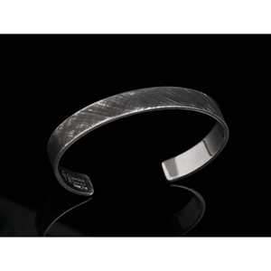 Bracelets de manchette à la mode à deux tailles florentines Accessoires élégants et élégants - Product Image 3