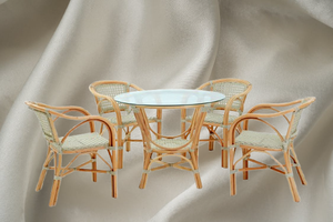 Ensemble de table de restaurant en rotin avec 4 chaises, plateau en verre, style tropical moderne, mobilier commercial durable pour hôtel et appartement - Product Image 2