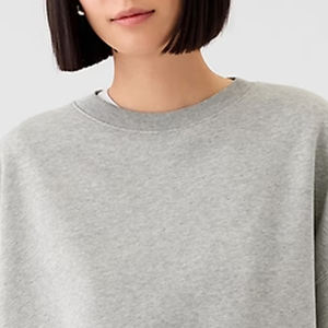 Factory Rate Streetwear <b>Women</b> Solid Color Sweatshirt With Custom Logo Desinging / Wholesale Rate For Bulk Buyer OEM Service 2026 - Product Image 2