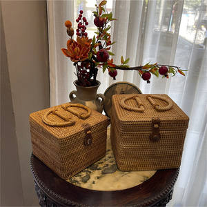 Panier de rangement en rotin naturel le moins cher fabriqué à la main au Vietnam - Product Image 1