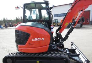 รถขุดตีนตะขาบ Kubota U50-5 สีแดง ขนาด 5 ตัน มือสอง สภาพดี พร้อมเครื่องยนต์เดิม ขาย - Product Image 2