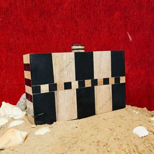 Bolso de Mano Tipo Clutch de Resina Artesanal con Incrustaciones de Madera, de Lujo, para Fiestas Nocturnas, con Diseño de Patrón Geométrico y Marco Metálico - Product Image 3
