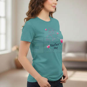T-shirt pour la fête des mères, en coton doux de qualité supérieure, avec un imprimé graphique élégant et confortable - Product Image 4