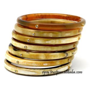 Brazalete de cuerno de búhos, joyería VS21 - Product Image 1