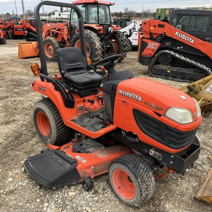Producto estrella: Tractor cortacésped diésel subcompacto Kubota BX2360 de 23 HP, 4x4, multiusos para agricultura y paisajismo - Product Image 1