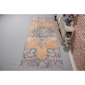 Alfombra Vintage de 3.6x10 pies, Alfombra Turca, Alfombra con Estampado Animal Azul y Naranja - Product Image 1