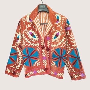 Chaqueta Casual de Invierno para Mujer, Talla Grande, de Terciopelo Bohemio con Bordado Suzani, Ecológica, de Manga Larga y Cuello Redondo - Product Image 1