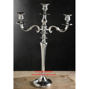 Candélabre décoratif de mariage en argent nickelé à 5 bras Candélabres de designer en métal à la main à vendre - Product Image 5