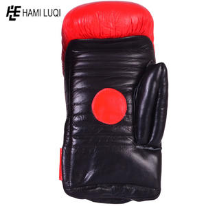ถุงมือกึ่งสัมผัสสําหรับมวย คาราเต้ และเทควันโด | ออกแบบมือเปิดสําหรับการซ้อมแบบไดนามิก - Product Image 3