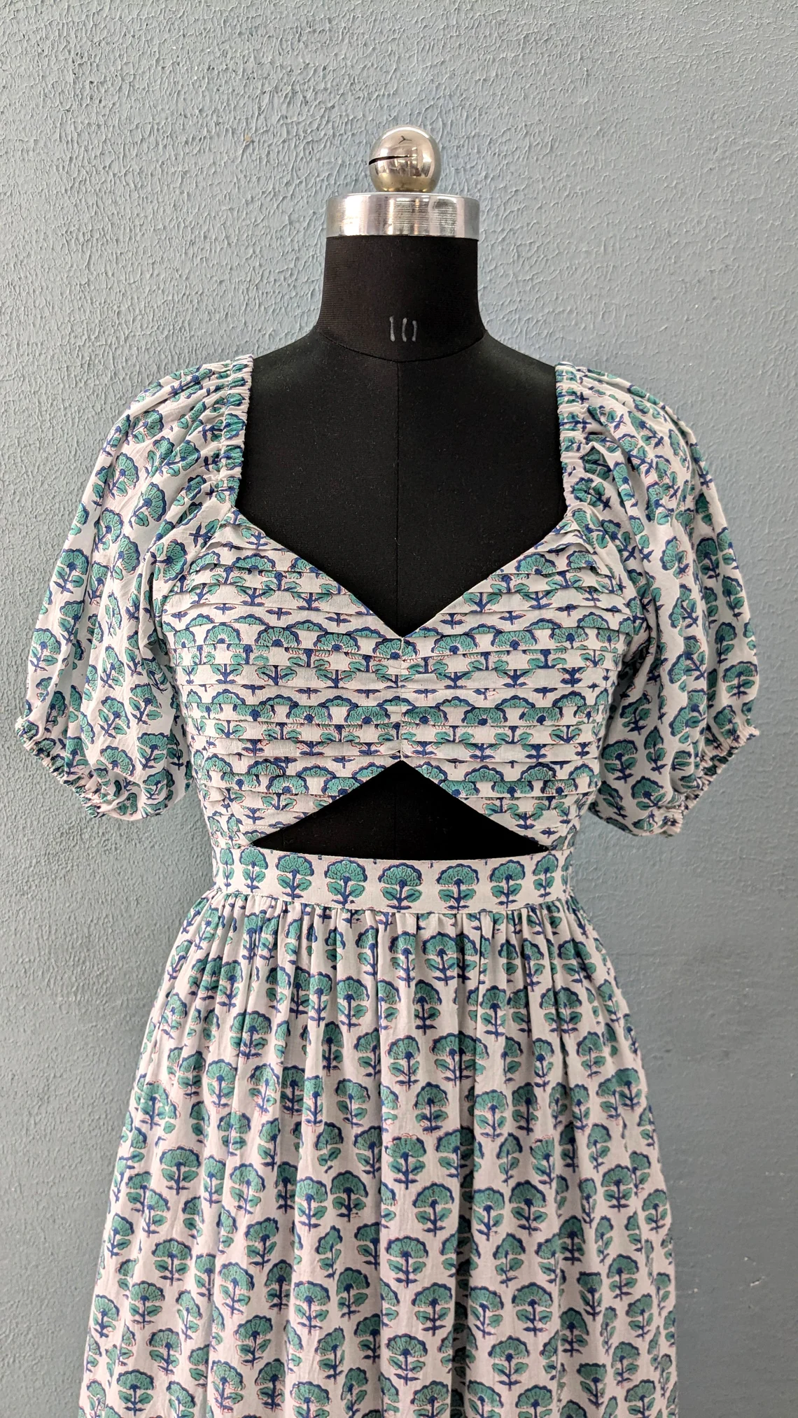 เช่นเดียวกับภาพ